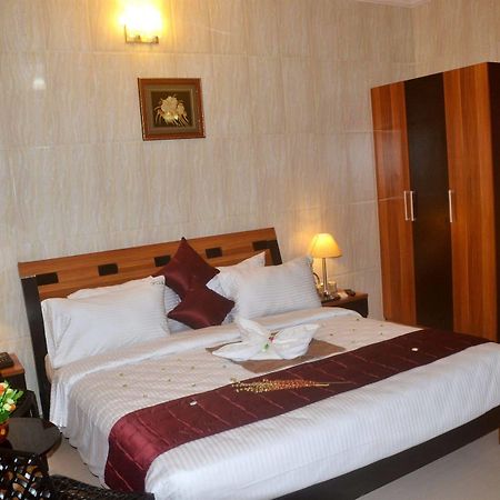 Peace Inn Chennai Exterior photo