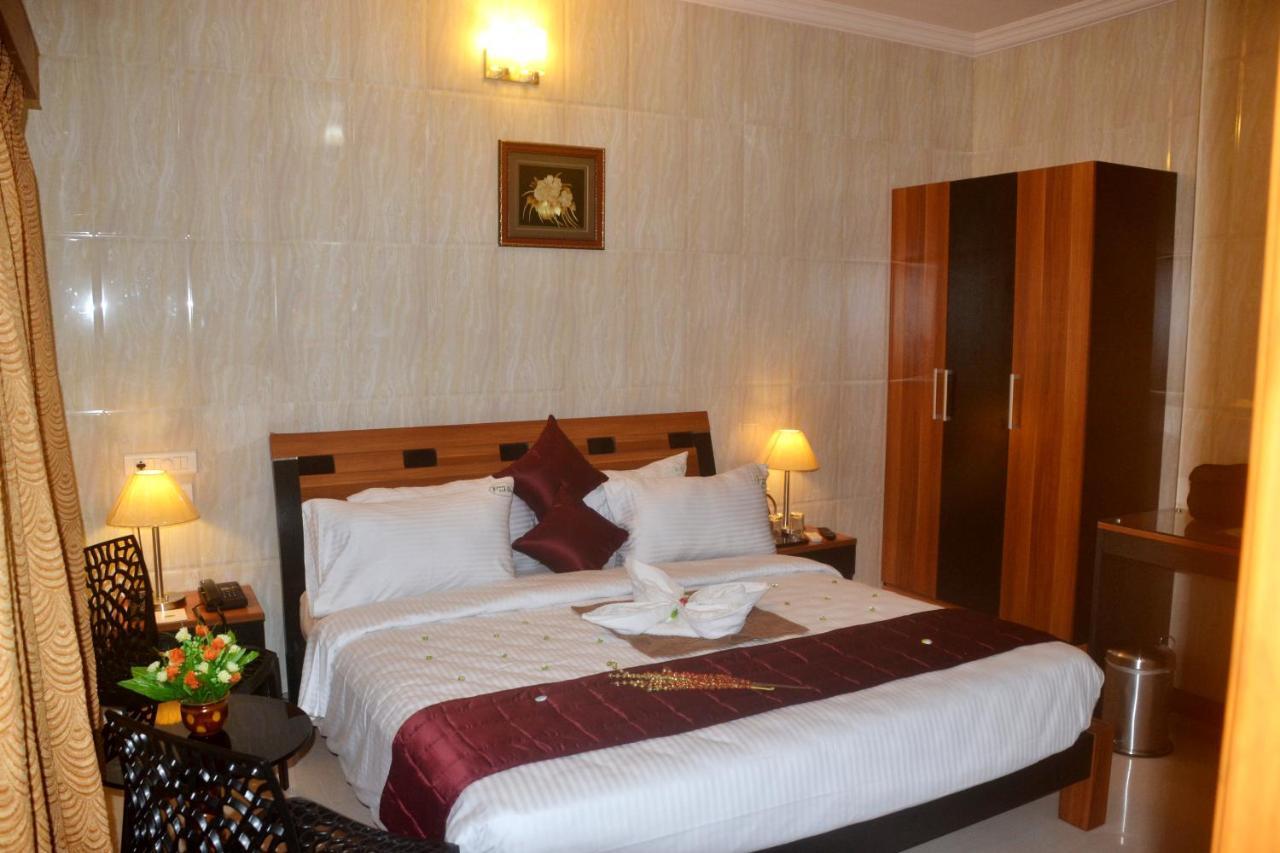 Peace Inn Chennai Exterior photo